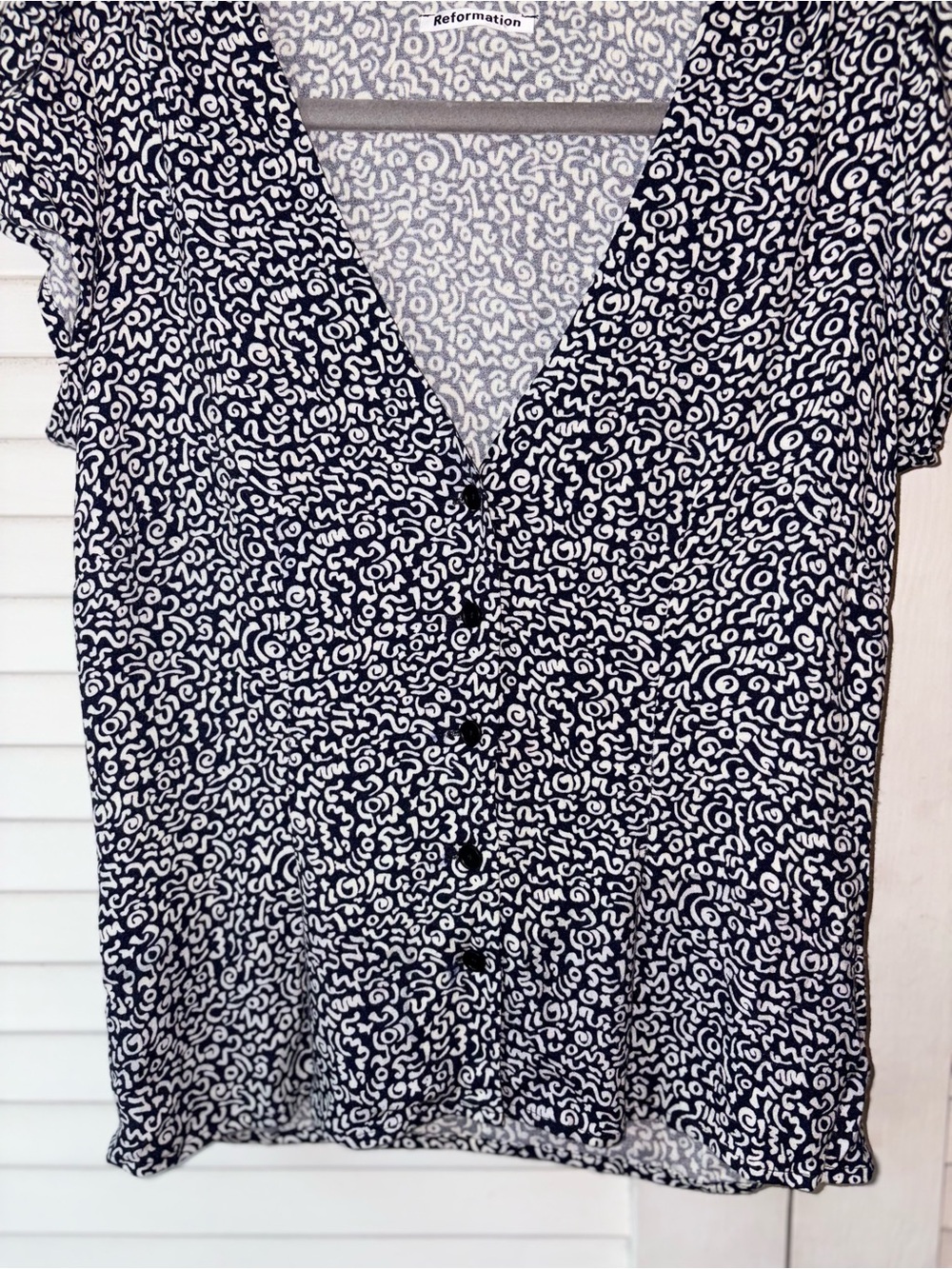 Reformation Bella Blue White Fitted V Neck Cap Sleeve Top size 4 - Picture 6 of 9